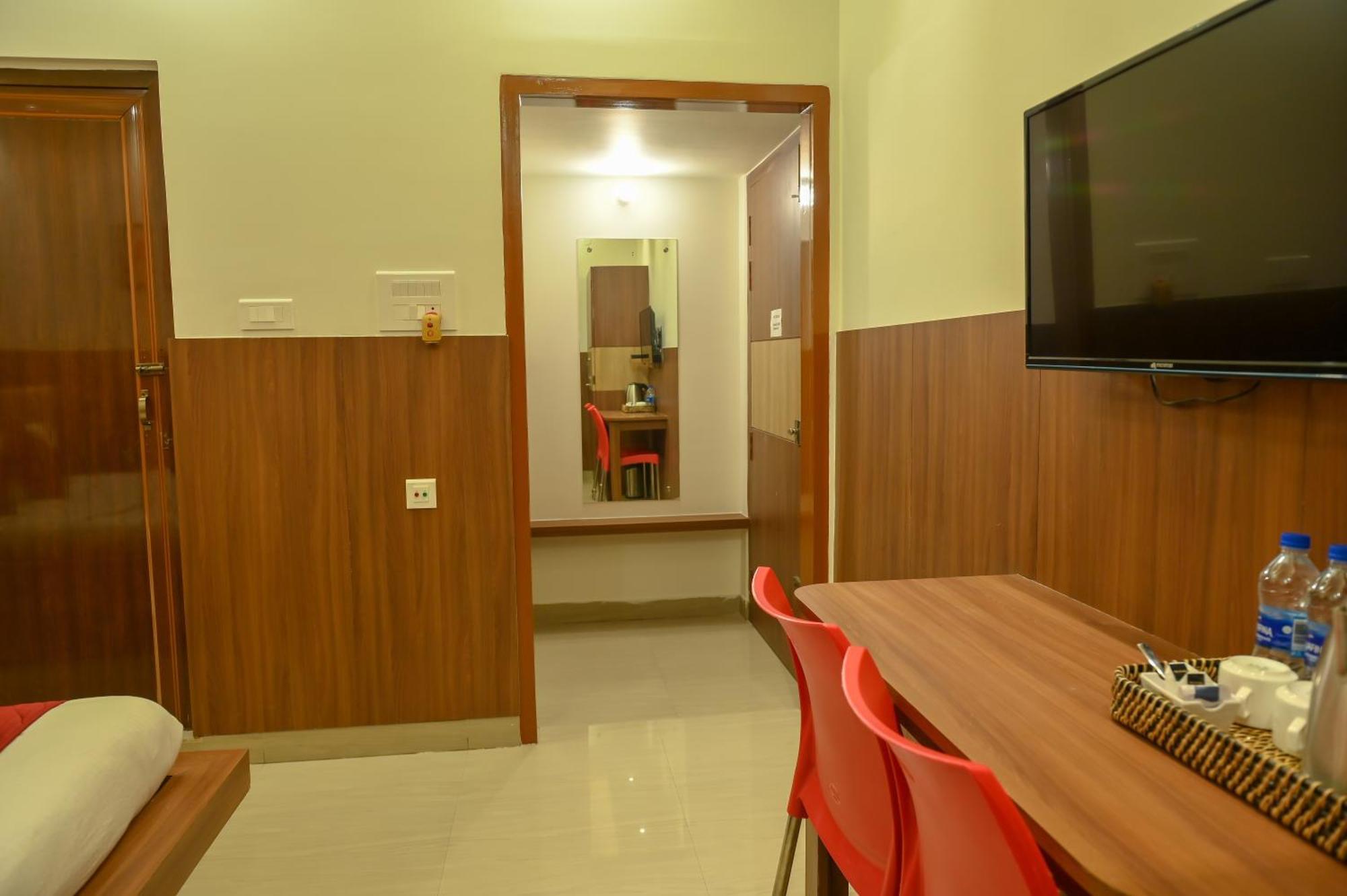 Magnolia Inn Near Gnrc & Secretariat Gs Rd Guwahati Habitación foto