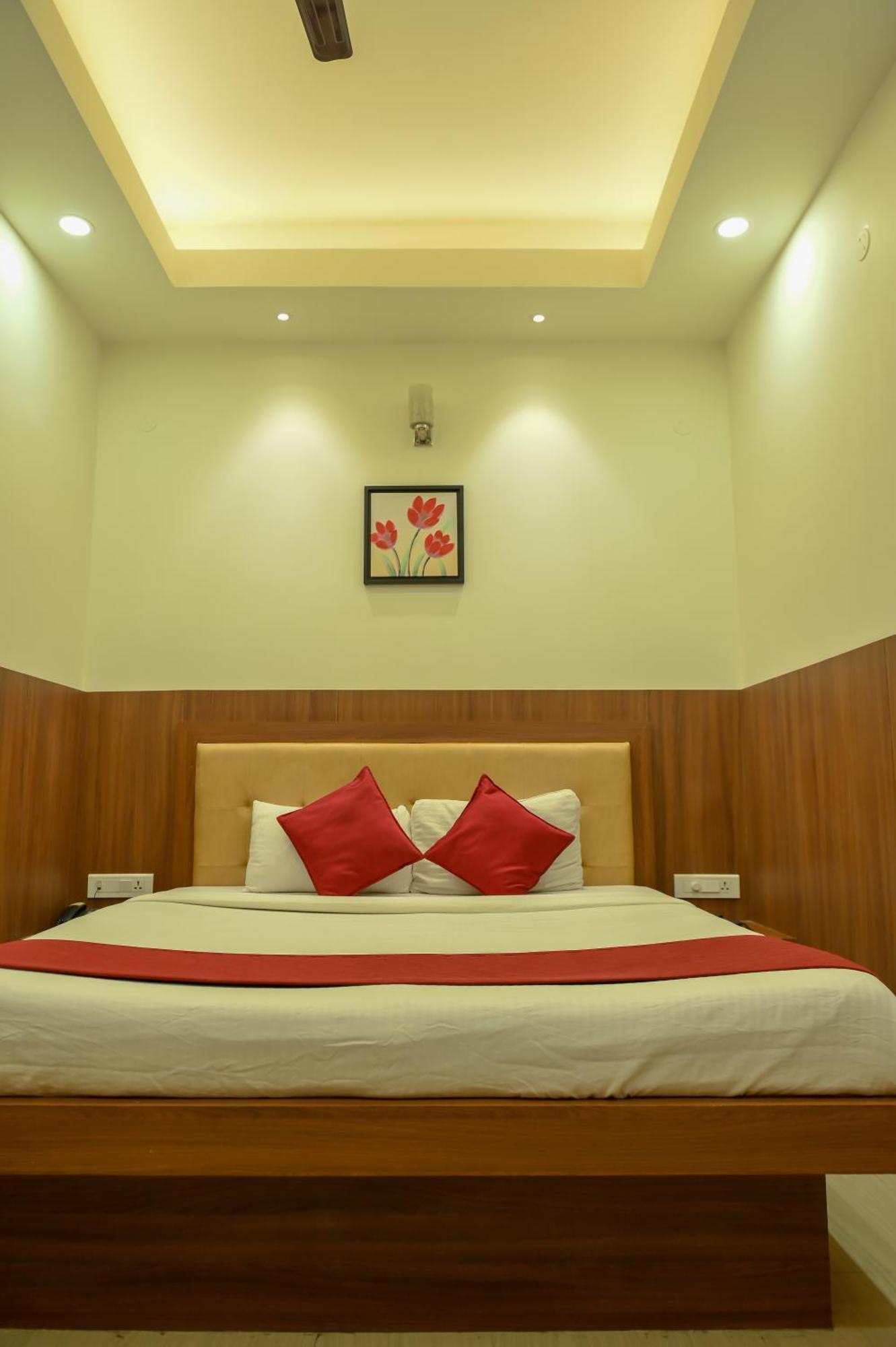 Magnolia Inn Near Gnrc & Secretariat Gs Rd Guwahati Habitación foto