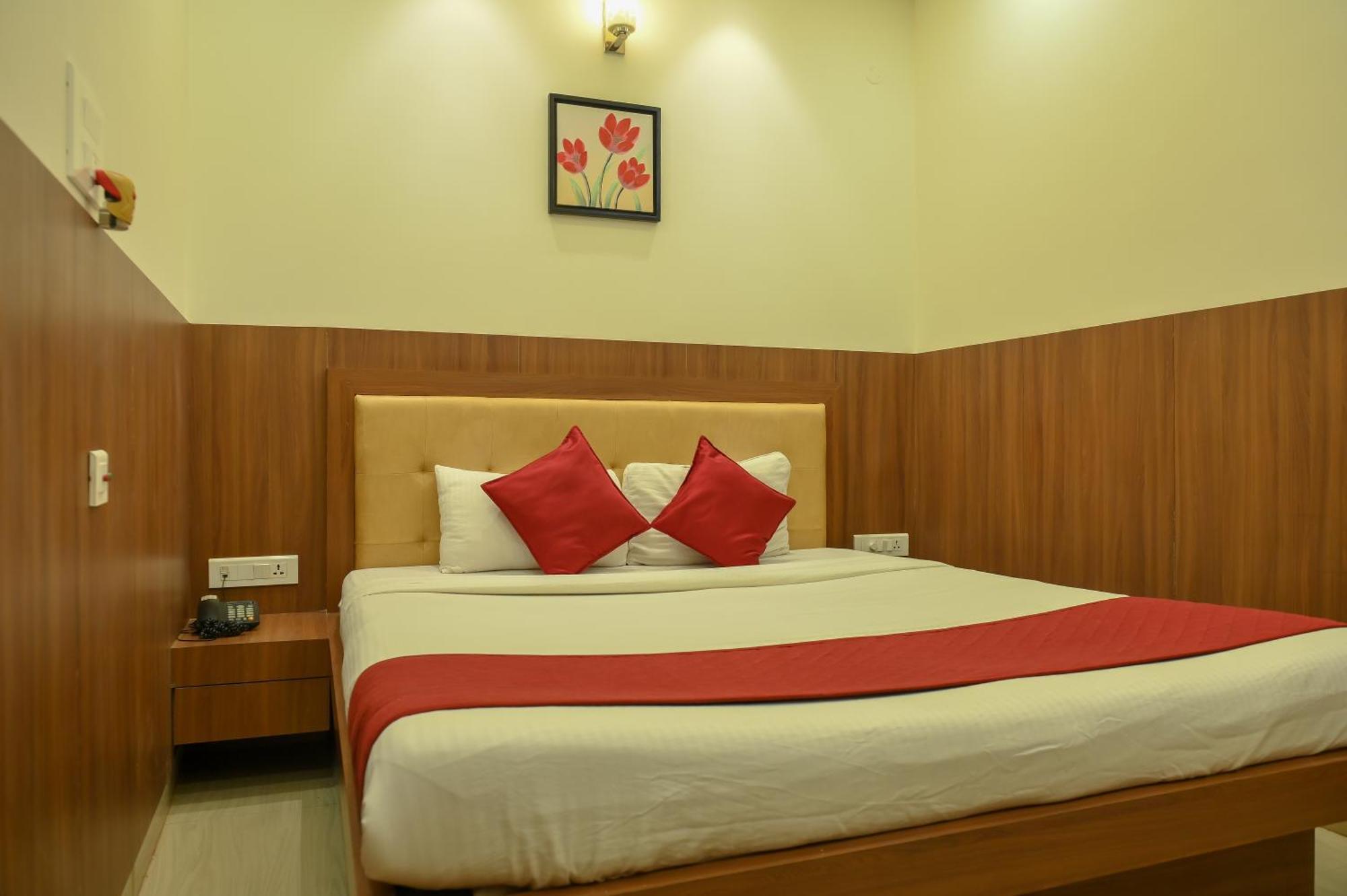 Magnolia Inn Near Gnrc & Secretariat Gs Rd Guwahati Habitación foto
