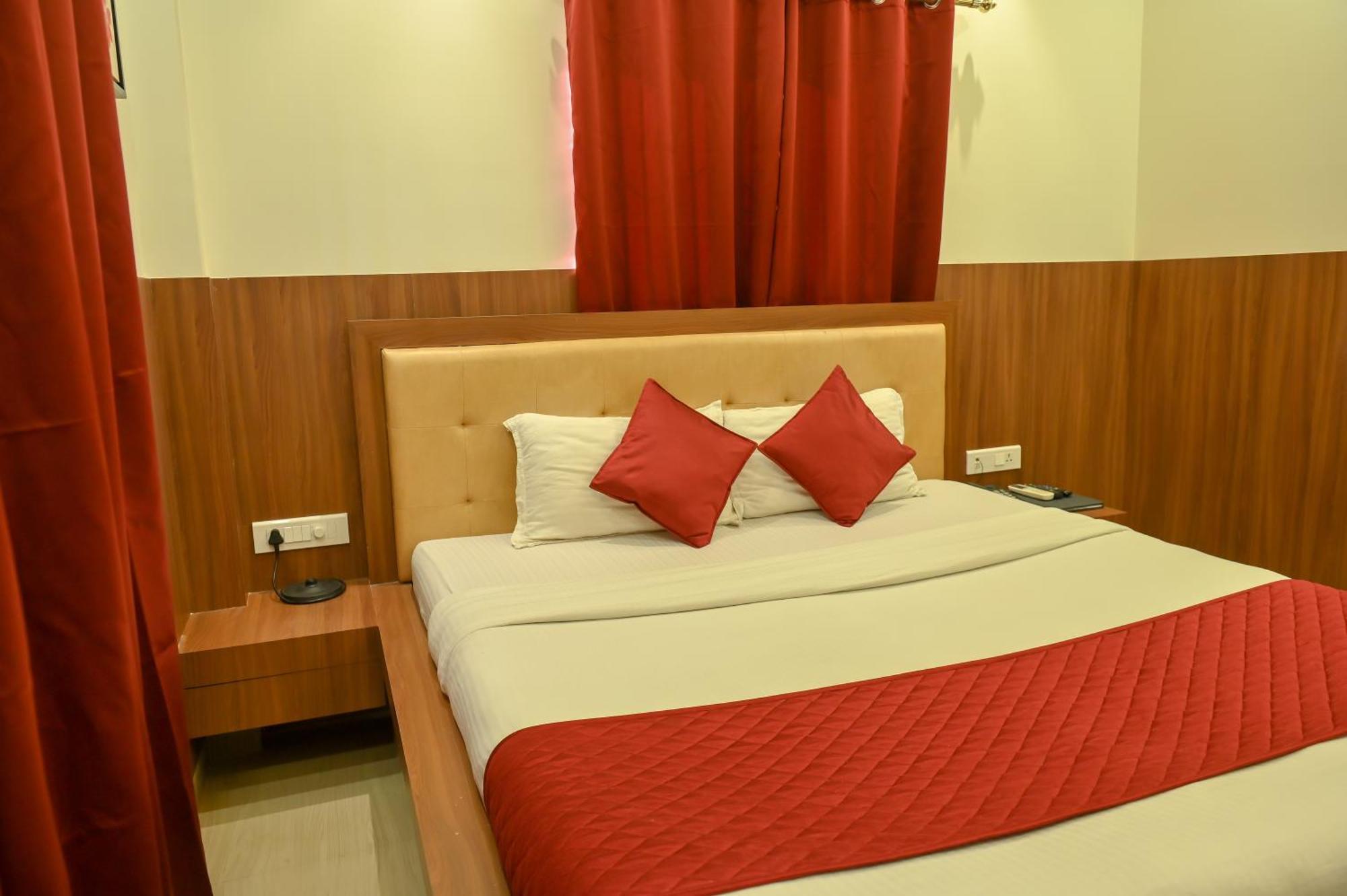 Magnolia Inn Near Gnrc & Secretariat Gs Rd Guwahati Habitación foto