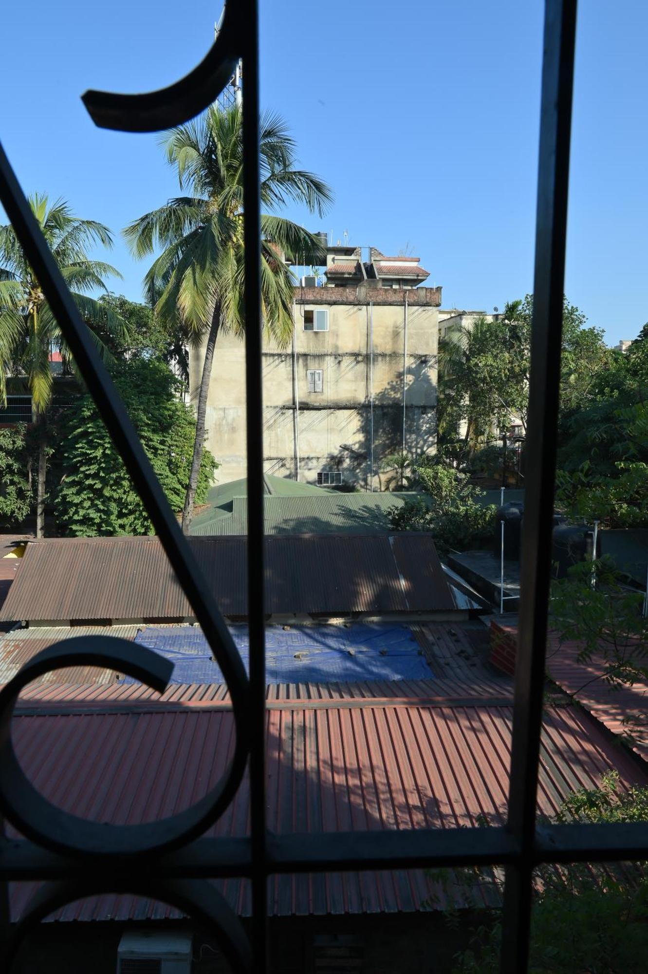 Magnolia Inn Near Gnrc & Secretariat Gs Rd Guwahati Habitación foto